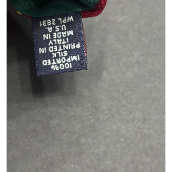 Tommy Hilfiger Silk Tie – Navy & Burgundy Paisley / Geometric – Made in USA - Picture 3 of 4